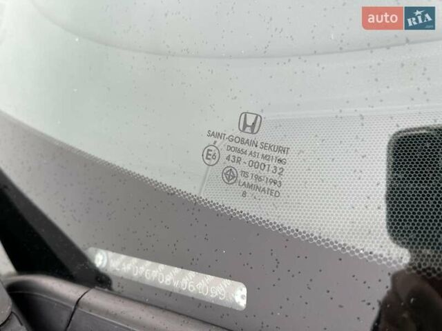 Бежевый Хонда Цивик, объемом двигателя 1.8 л и пробегом 160 тыс. км за 7700 $, фото 62 на Automoto.ua