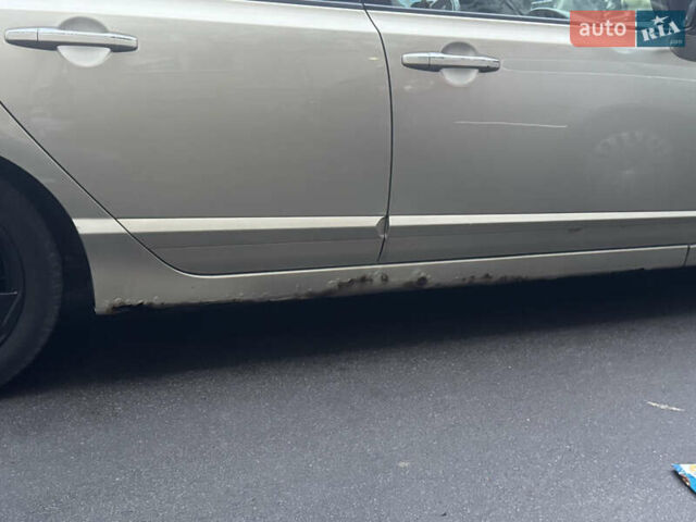 Бежевый Хонда Цивик, объемом двигателя 1.8 л и пробегом 230 тыс. км за 6500 $, фото 3 на Automoto.ua