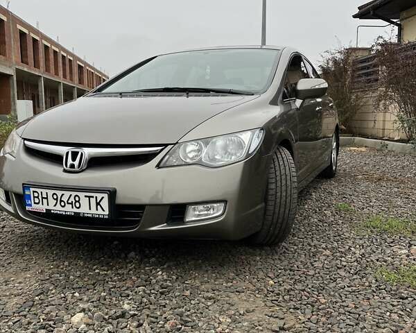 Бежевый Хонда Цивик, объемом двигателя 1.8 л и пробегом 160 тыс. км за 7700 $, фото 1 на Automoto.ua