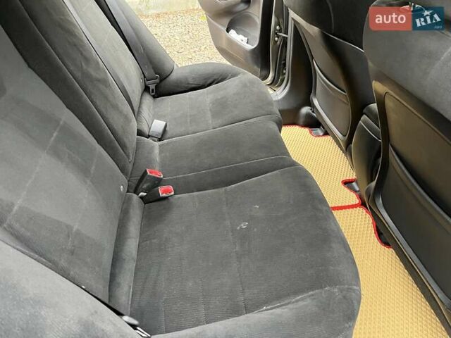 Бежевый Хонда Цивик, объемом двигателя 1.8 л и пробегом 160 тыс. км за 7700 $, фото 53 на Automoto.ua