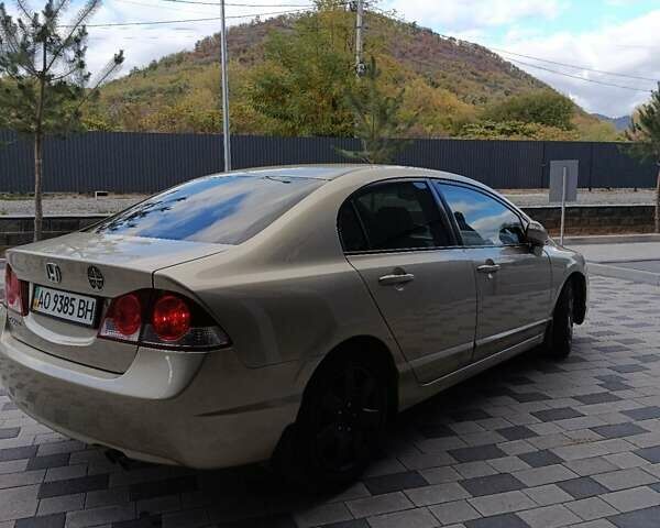 Бежевый Хонда Цивик, объемом двигателя 1.8 л и пробегом 290 тыс. км за 5700 $, фото 12 на Automoto.ua