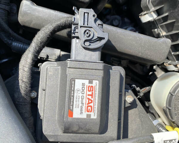 Бежевий Хонда Сівік, об'ємом двигуна 1.8 л та пробігом 231 тис. км за 6300 $, фото 11 на Automoto.ua