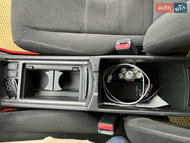 Бежевый Хонда Цивик, объемом двигателя 1.8 л и пробегом 160 тыс. км за 7700 $, фото 40 на Automoto.ua