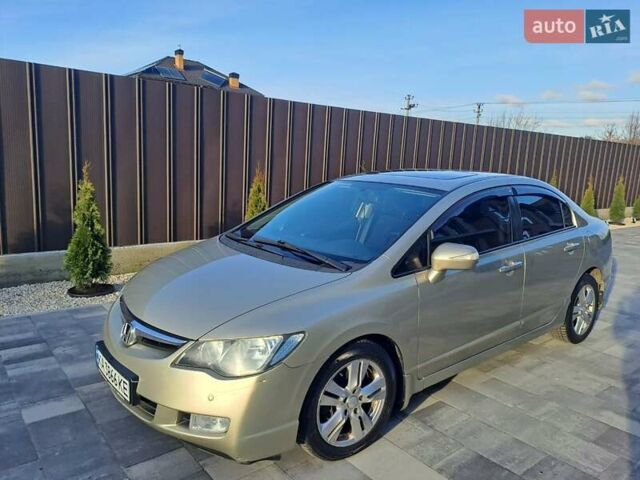 Бежевий Хонда Сівік, об'ємом двигуна 1.8 л та пробігом 157 тис. км за 7500 $, фото 2 на Automoto.ua