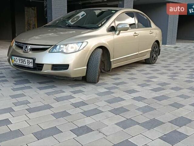 Бежевый Хонда Цивик, объемом двигателя 1.8 л и пробегом 290 тыс. км за 5700 $, фото 10 на Automoto.ua