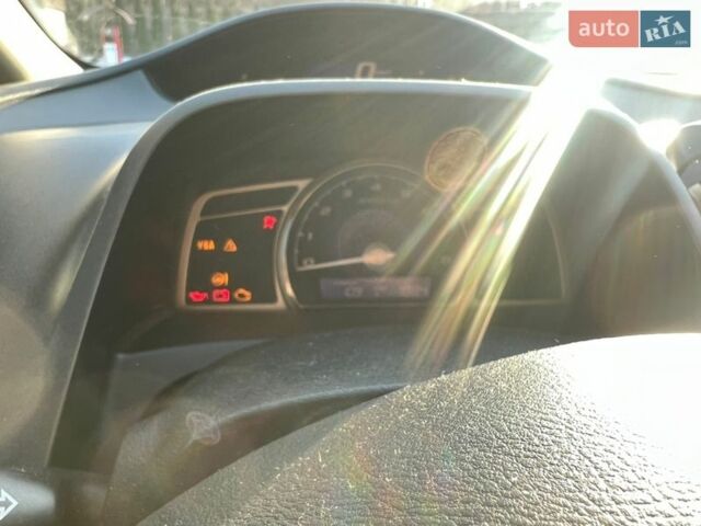 Бежевый Хонда Цивик, объемом двигателя 1.8 л и пробегом 345 тыс. км за 5890 $, фото 14 на Automoto.ua