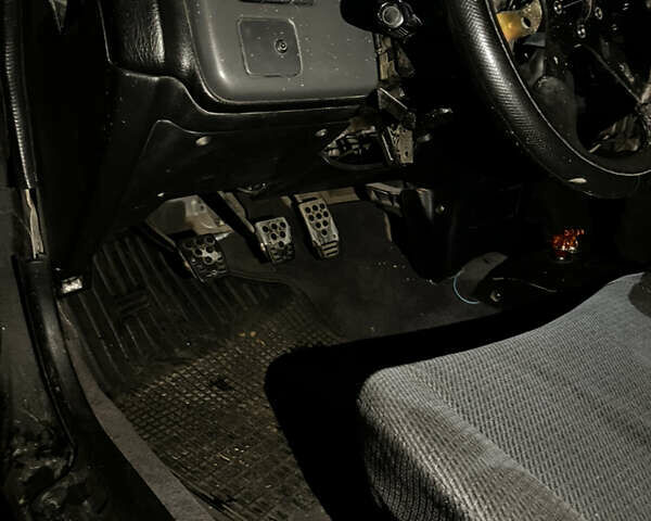 Черный Хонда Цивик, объемом двигателя 1.3 л и пробегом 400 тыс. км за 2200 $, фото 13 на Automoto.ua