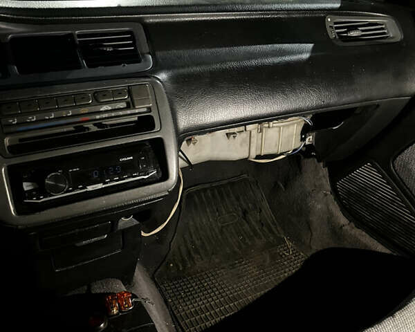 Черный Хонда Цивик, объемом двигателя 1.3 л и пробегом 400 тыс. км за 2200 $, фото 12 на Automoto.ua