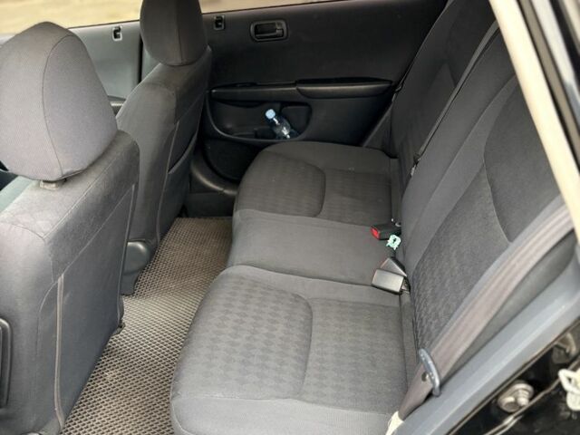 Черный Хонда Цивик, объемом двигателя 1.4 л и пробегом 300 тыс. км за 3900 $, фото 8 на Automoto.ua