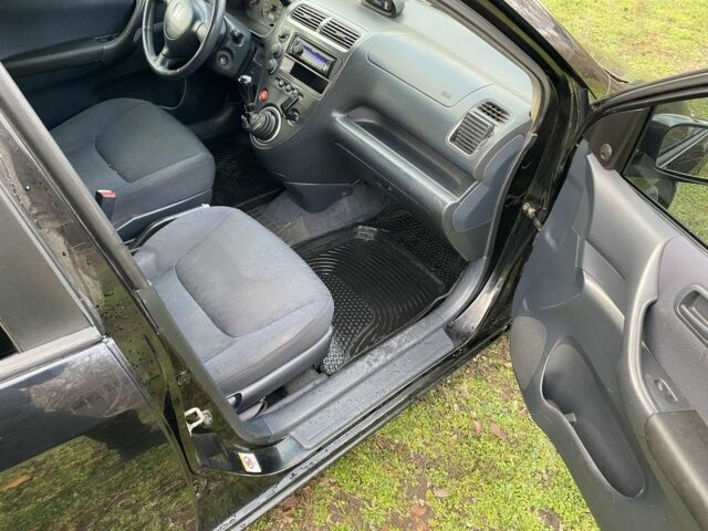 Черный Хонда Цивик, объемом двигателя 1.6 л и пробегом 327 тыс. км за 3495 $, фото 11 на Automoto.ua