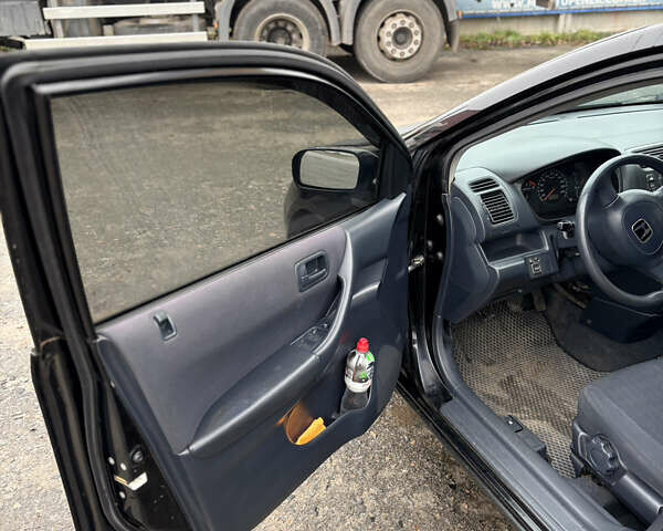 Черный Хонда Цивик, объемом двигателя 1.4 л и пробегом 300 тыс. км за 3900 $, фото 7 на Automoto.ua