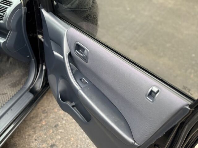 Черный Хонда Цивик, объемом двигателя 1.4 л и пробегом 300 тыс. км за 3900 $, фото 11 на Automoto.ua