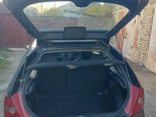 Чорний Хонда Сівік, об'ємом двигуна 1.4 л та пробігом 320 тис. км за 3000 $, фото 6 на Automoto.ua