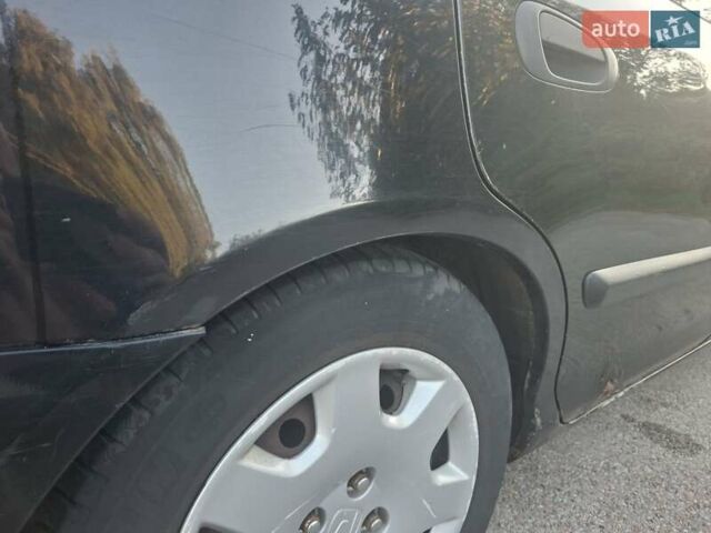 Хонда Цивик 2003 в Чернигове на Automoto.ua Черный Хонда Цивик, объемом двигателя 1.69 л и пробегом 359 тыс. км за 3500 $, фото 3 на Automoto.ua