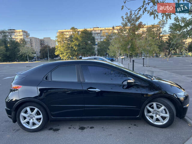 Черный Хонда Цивик, объемом двигателя 1.8 л и пробегом 185 тыс. км за 5300 $, фото 8 на Automoto.ua