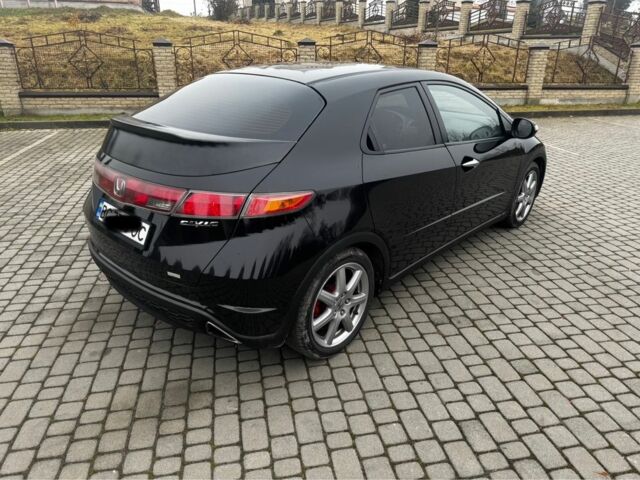 Черный Хонда Цивик, объемом двигателя 2.2 л и пробегом 244 тыс. км за 4800 $, фото 4 на Automoto.ua