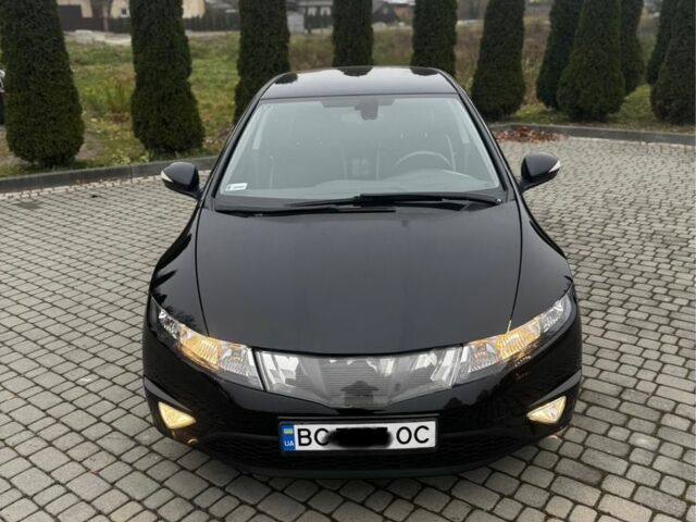 Черный Хонда Цивик, объемом двигателя 2.2 л и пробегом 244 тыс. км за 4800 $, фото 1 на Automoto.ua