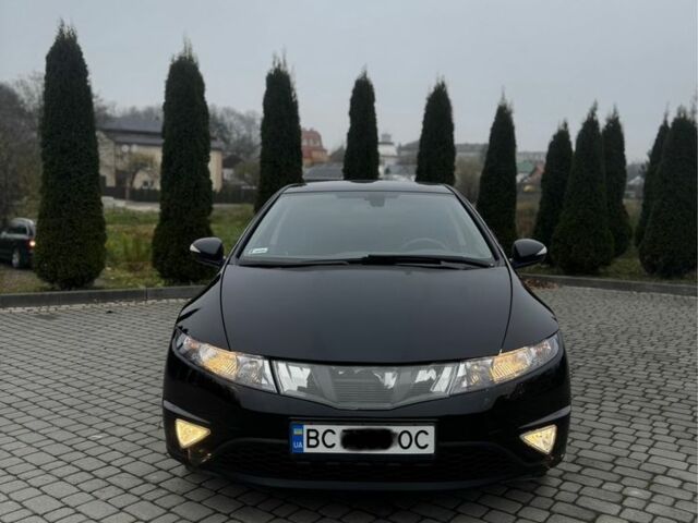 Черный Хонда Цивик, объемом двигателя 2.2 л и пробегом 244 тыс. км за 4800 $, фото 2 на Automoto.ua