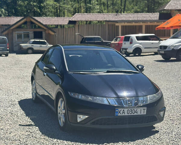 Черный Хонда Цивик, объемом двигателя 1.8 л и пробегом 164 тыс. км за 6400 $, фото 4 на Automoto.ua