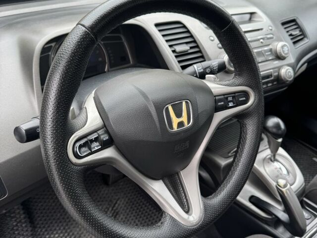 Черный Хонда Цивик, объемом двигателя 1.8 л и пробегом 265 тыс. км за 5700 $, фото 3 на Automoto.ua