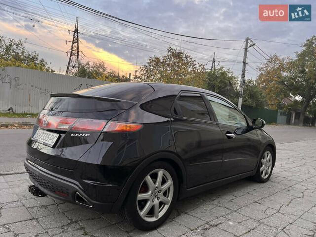 Черный Хонда Цивик, объемом двигателя 2.2 л и пробегом 326 тыс. км за 5800 $, фото 4 на Automoto.ua