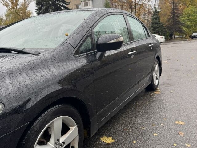 Черный Хонда Цивик, объемом двигателя 1.8 л и пробегом 265 тыс. км за 5700 $, фото 4 на Automoto.ua