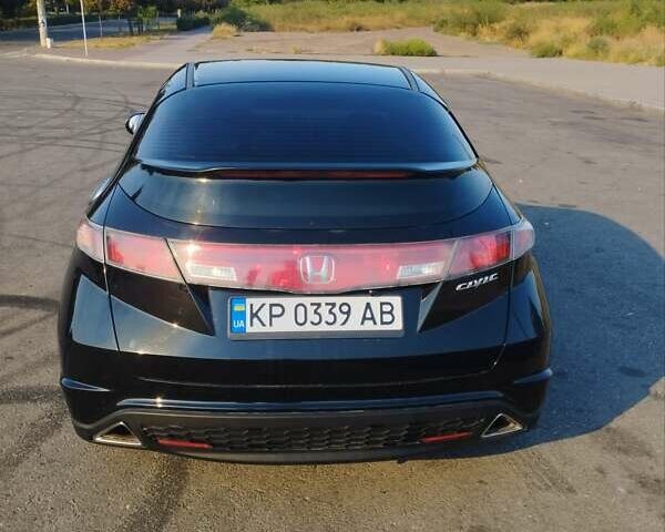 Черный Хонда Цивик, объемом двигателя 1.8 л и пробегом 199 тыс. км за 6400 $, фото 1 на Automoto.ua