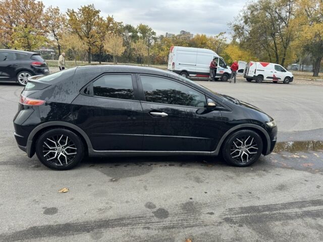 Черный Хонда Цивик, объемом двигателя 1.3 л и пробегом 130 тыс. км за 7000 $, фото 4 на Automoto.ua