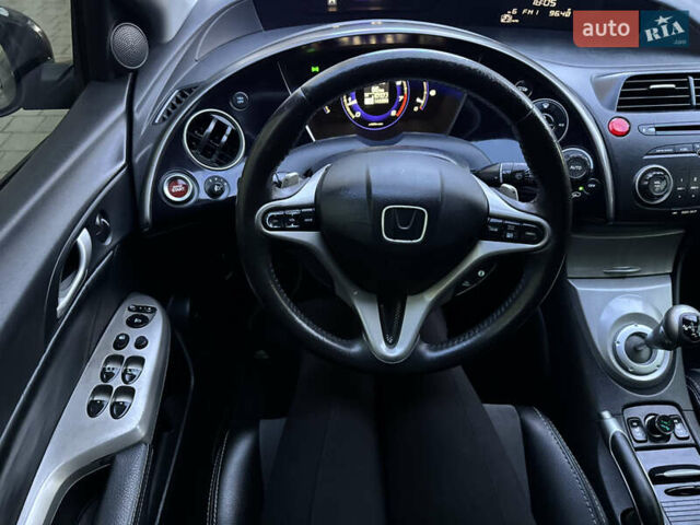 Хонда Цивик 2007 в Львове на Automoto.ua Черный Хонда Цивик, объемом двигателя 1.8 л и пробегом 143 тыс. км за 8350 $, фото 4 на Automoto.ua