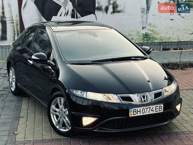 Черный Хонда Цивик, объемом двигателя 1.8 л и пробегом 115 тыс. км за 8300 $, фото 14 на Automoto.ua