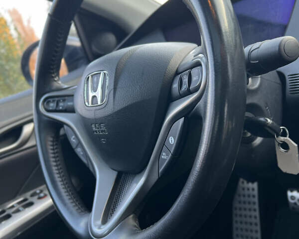 Черный Хонда Цивик, объемом двигателя 1.8 л и пробегом 115 тыс. км за 8300 $, фото 44 на Automoto.ua