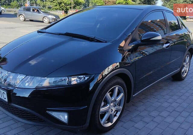 Черный Хонда Цивик, объемом двигателя 2.2 л и пробегом 223 тыс. км за 6700 $, фото 1 на Automoto.ua
