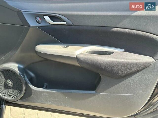 Черный Хонда Цивик, объемом двигателя 1.8 л и пробегом 190 тыс. км за 6280 $, фото 19 на Automoto.ua