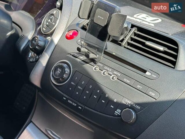 Черный Хонда Цивик, объемом двигателя 1.8 л и пробегом 190 тыс. км за 6280 $, фото 22 на Automoto.ua