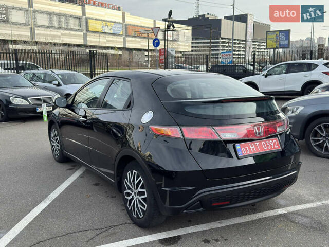 Черный Хонда Цивик, объемом двигателя 1.4 л и пробегом 153 тыс. км за 8800 $, фото 3 на Automoto.ua