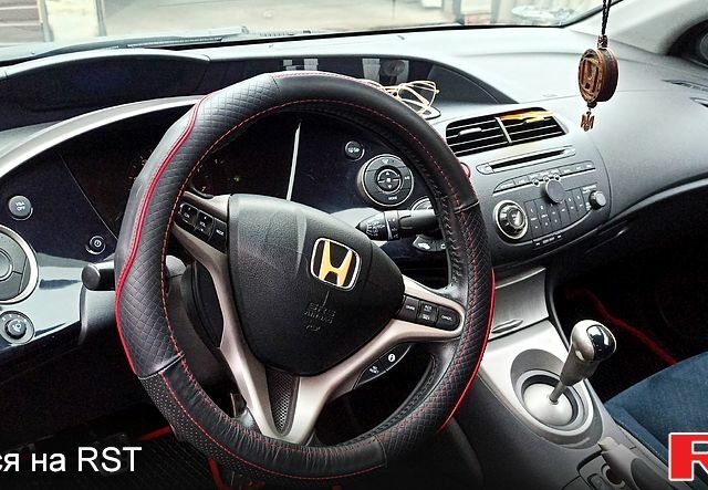 Черный Хонда Цивик, объемом двигателя 1.8 л и пробегом 249 тыс. км за 6700 $, фото 11 на Automoto.ua