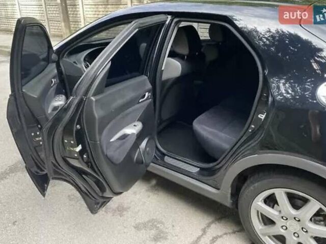 Черный Хонда Цивик, объемом двигателя 2.2 л и пробегом 223 тыс. км за 6700 $, фото 5 на Automoto.ua