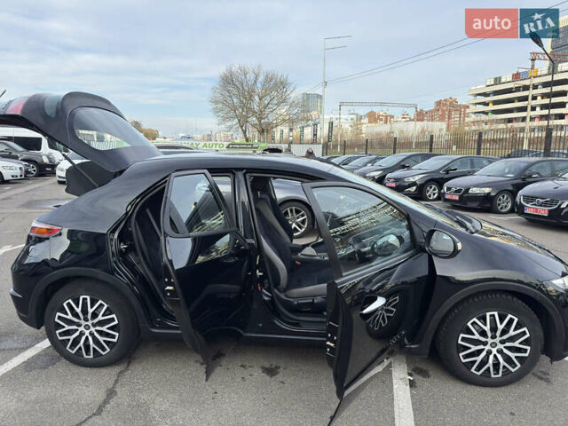 Черный Хонда Цивик, объемом двигателя 1.4 л и пробегом 153 тыс. км за 8800 $, фото 14 на Automoto.ua