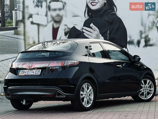 Черный Хонда Цивик, объемом двигателя 1.8 л и пробегом 115 тыс. км за 8300 $, фото 16 на Automoto.ua