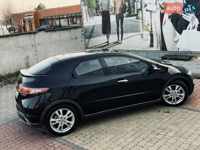 Черный Хонда Цивик, объемом двигателя 1.8 л и пробегом 115 тыс. км за 8300 $, фото 20 на Automoto.ua