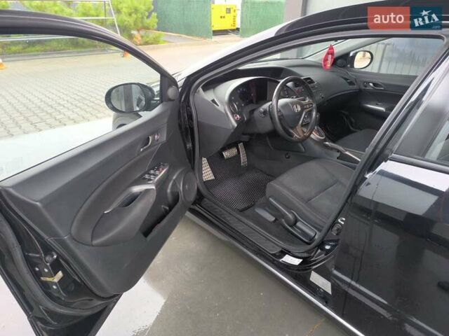 Черный Хонда Цивик, объемом двигателя 1.8 л и пробегом 196 тыс. км за 7700 $, фото 19 на Automoto.ua