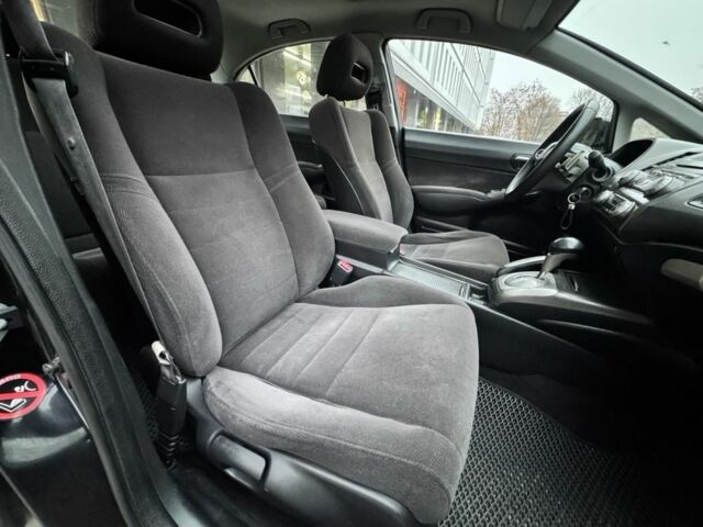 Чорний Хонда Сівік, об'ємом двигуна 1.8 л та пробігом 157 тис. км за 6500 $, фото 19 на Automoto.ua