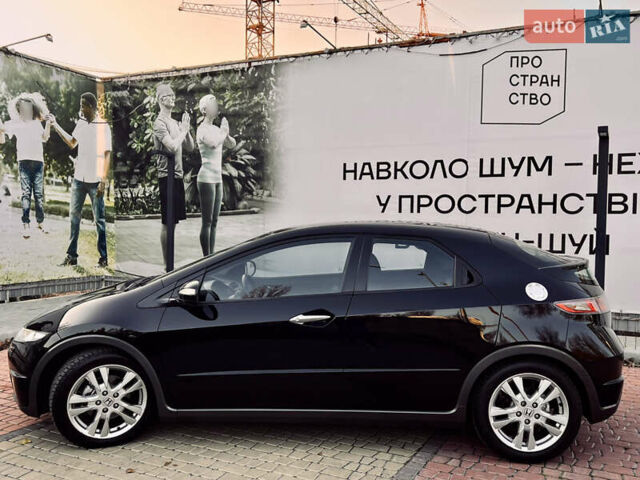 Чорний Хонда Сівік, об'ємом двигуна 1.8 л та пробігом 115 тис. км за 8700 $, фото 31 на Automoto.ua