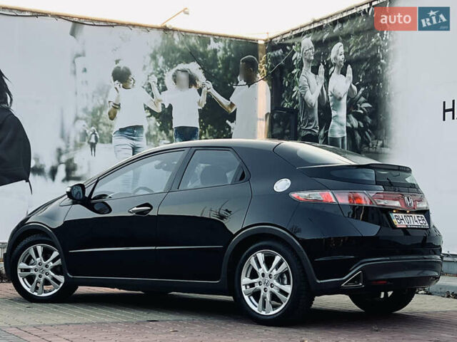 Черный Хонда Цивик, объемом двигателя 1.8 л и пробегом 115 тыс. км за 8300 $, фото 25 на Automoto.ua