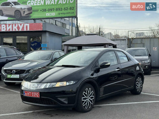 Черный Хонда Цивик, объемом двигателя 1.4 л и пробегом 153 тыс. км за 8800 $, фото 1 на Automoto.ua