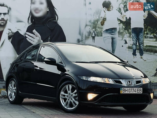 Черный Хонда Цивик, объемом двигателя 1.8 л и пробегом 115 тыс. км за 8300 $, фото 10 на Automoto.ua