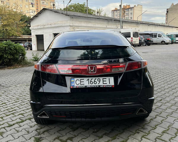 Черный Хонда Цивик, объемом двигателя 1.8 л и пробегом 125 тыс. км за 6300 $, фото 5 на Automoto.ua
