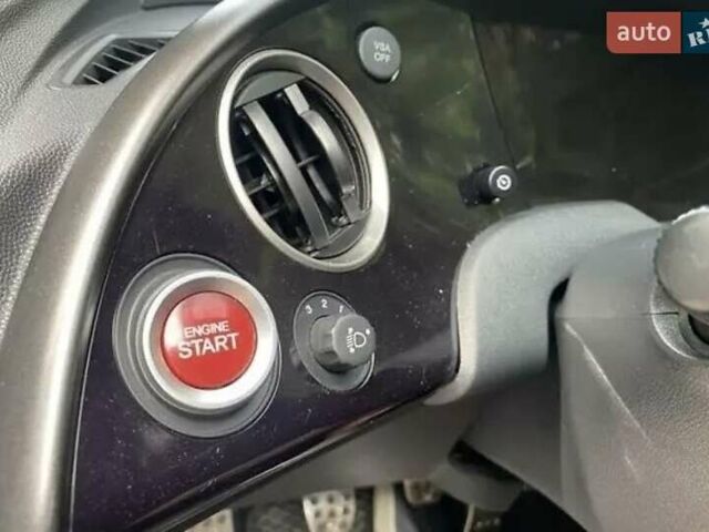 Черный Хонда Цивик, объемом двигателя 2.2 л и пробегом 223 тыс. км за 6700 $, фото 48 на Automoto.ua