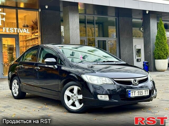 Черный Хонда Цивик, объемом двигателя 1.8 л и пробегом 157 тыс. км за 6500 $, фото 2 на Automoto.ua