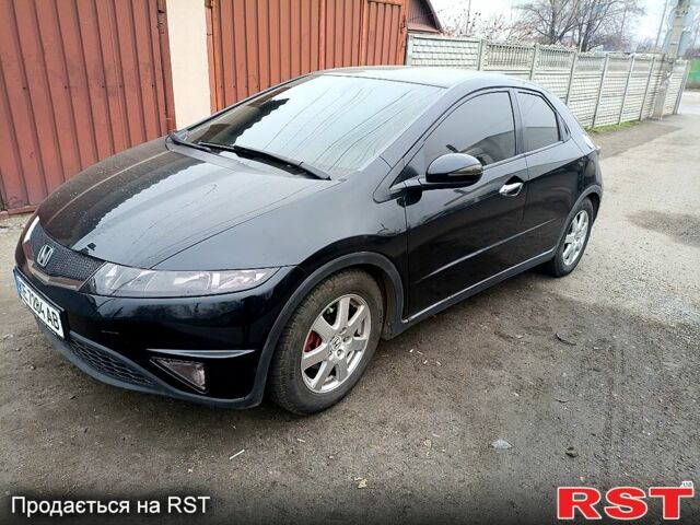 Черный Хонда Цивик, объемом двигателя 1.8 л и пробегом 256 тыс. км за 6500 $, фото 1 на Automoto.ua